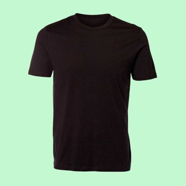 modelo de camiseta preta